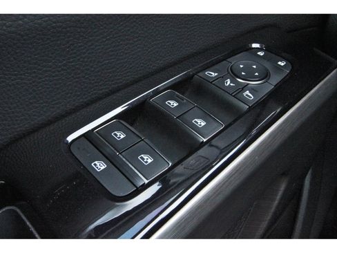 Certified 2023 Nissan Pathfinder Platinum w/ Lighting Package (N93) FWD image 23