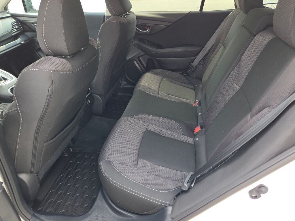 Certified 2024 Subaru Outback Premium AWD/4WD image 15
