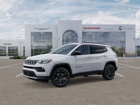 New 2026 Jeep Compass Latitude w/ Quick Order Package 29K image 2
