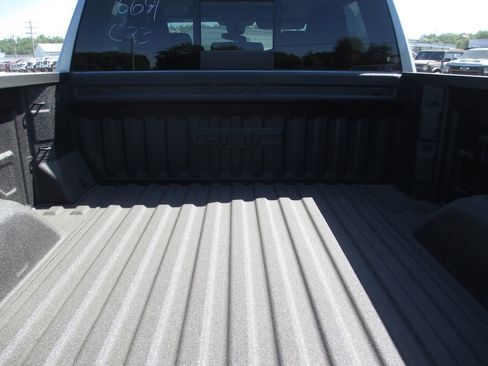 New 2026 GMC Sierra 1500 Elevation w/ Elevation Premium Package AWD/4WD image 7