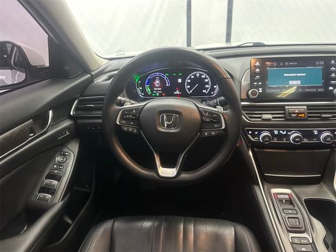 Used 2019 Honda Accord Touring image 24