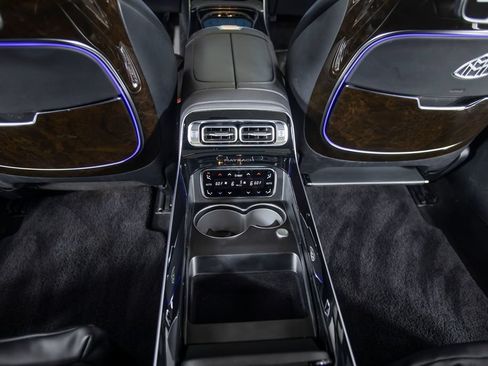 Used 2023 Mercedes-Benz Maybach S 580 4MATIC image 55