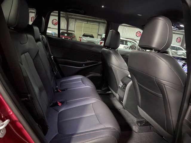 Used 2026 Jeep Cherokee Limited AWD/4WD image 17