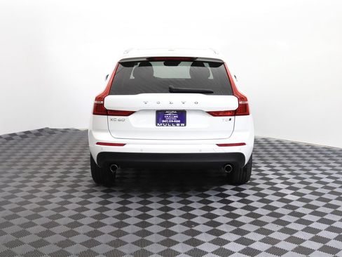 Used 2020 Volvo XC60 T5 Momentum AWD/4WD image 8