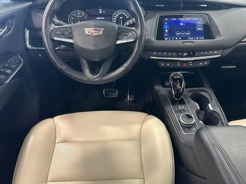 Used 2023 Cadillac XT4 Sport image 12