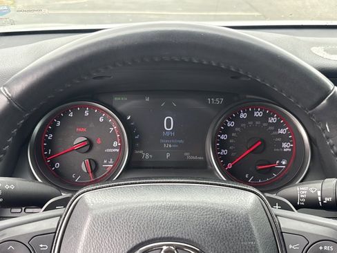 Used 2022 Toyota Camry XSE FWD image 12