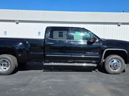 Used 2015 GMC Sierra 3500 Denali w/ Duramax Plus Package image 6
