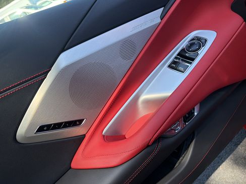 Used 2022 Chevrolet Corvette Stingray Preferred Cpe w/ Z51 Performance Package image 15