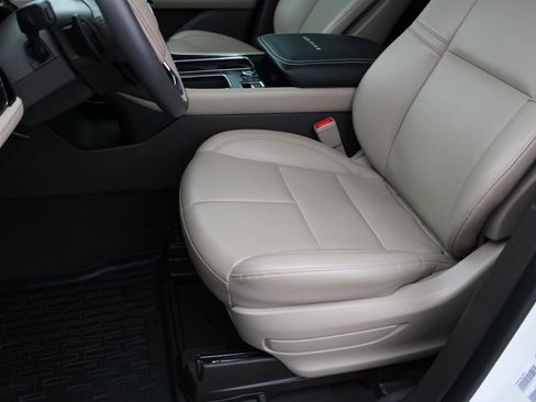 Used 2022 Lincoln Aviator AWD w/ Elements Package image 21