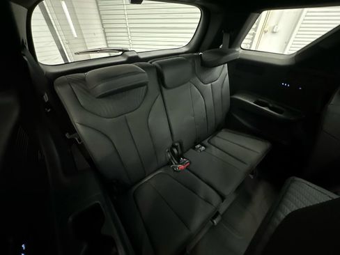 Used 2025 Hyundai Palisade Calligraphy image 19