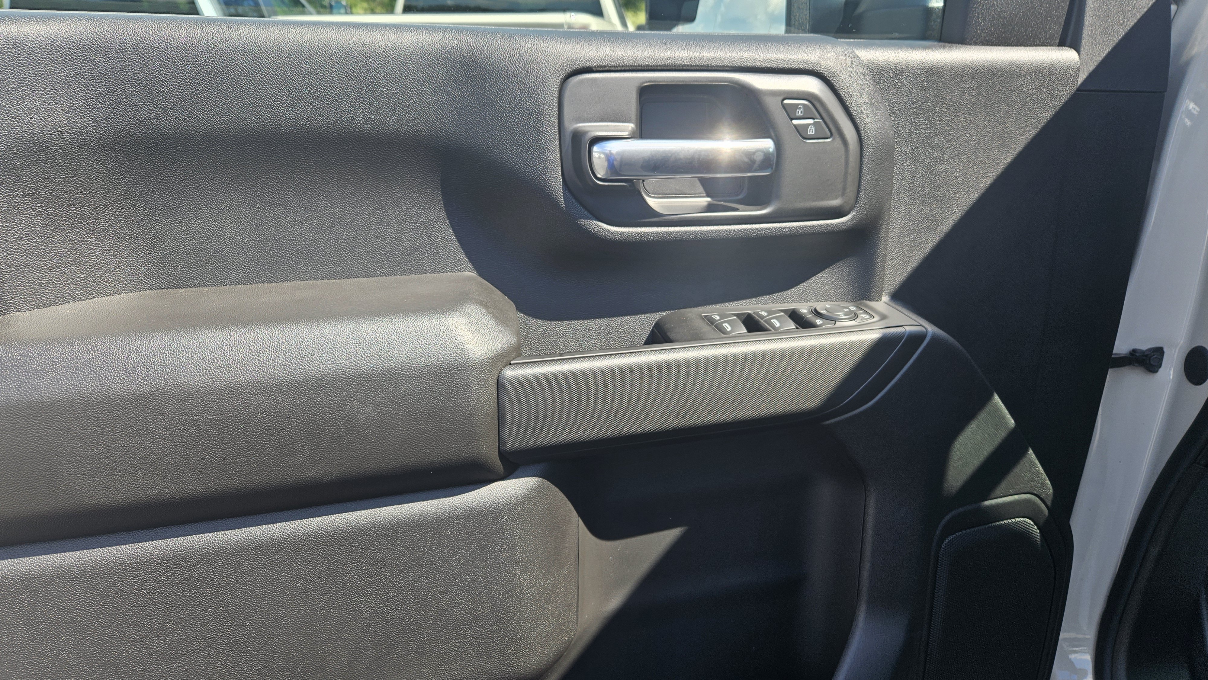 New 2026 Chevrolet Silverado 2500 Custom w/ Custom Value Package AWD/4WD image 11