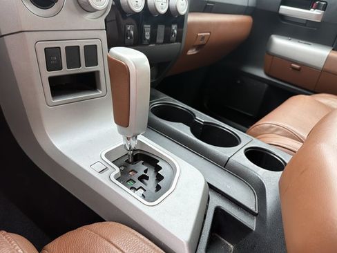 Used 2007 Toyota Tundra Limited AWD/4WD image 21