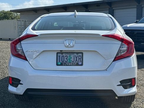 Used 2017 Honda Civic EX-L image 6