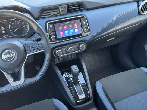 Used 2025 Nissan Versa SV FWD image 20