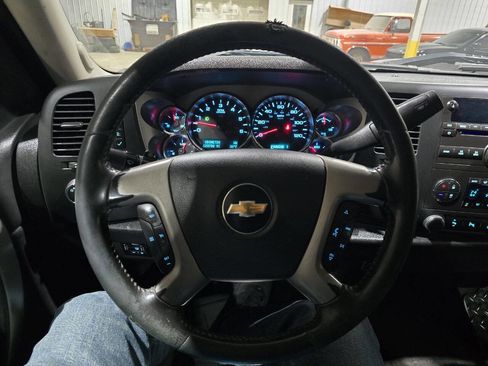 Used 2013 Chevrolet Silverado 2500 LT w/ Interior Plus Package image 41