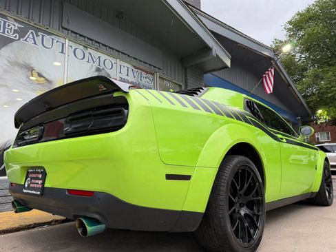 Used 2019 Dodge Challenger R/T Scat Pack RWD image 3