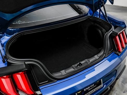 Used 2021 Ford Mustang Shelby GT500 w/ Carbon Fiber Track Pack image 95