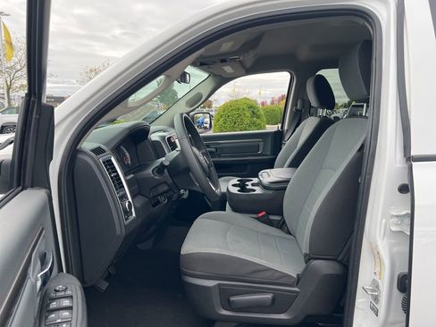 Used 2024 RAM 1500 Classic SLT image 12