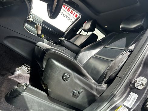 Used 2017 Jeep Grand Cherokee Limited image 10