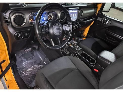 Used 2021 Jeep Gladiator Sport image 22