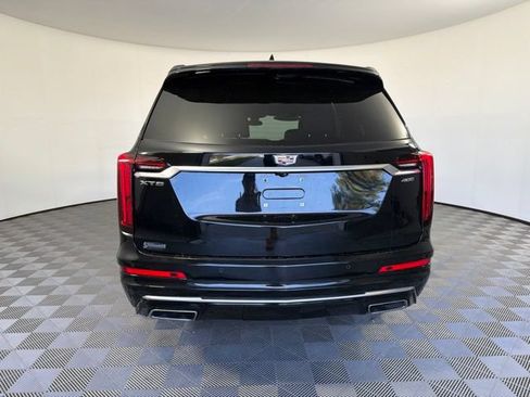 Used 2024 Cadillac XT6 Premium Luxury w/ LPO, Floor Liner Package FWD image 7