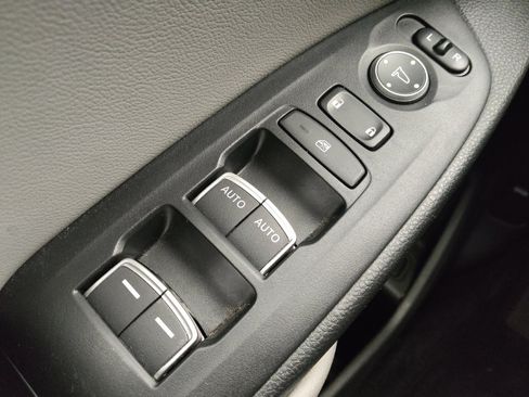 Used 2018 Honda Accord EX-L image 27