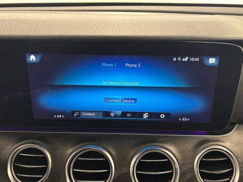 Used 2023 Mercedes-Benz E 350 4MATIC Sedan image 32