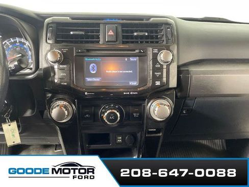 Used 2019 Toyota 4Runner TRD Off-Road AWD/4WD image 10