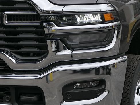 New 2026 RAM 3500 Tradesman AWD/4WD image 8