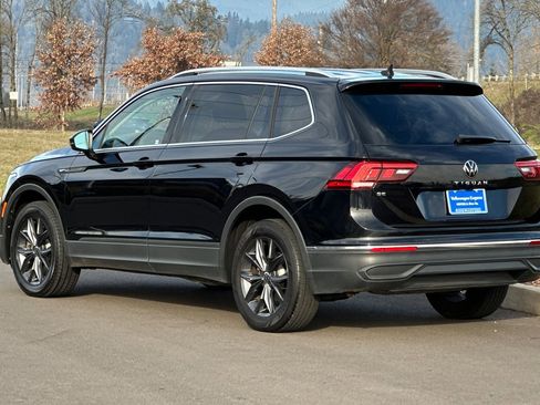 Used 2022 Volkswagen Tiguan SE image 5