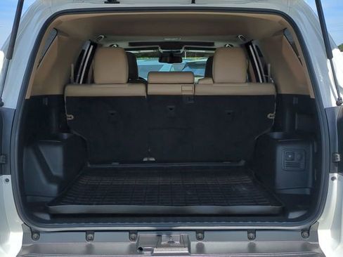 Used 2018 Toyota 4Runner SR5 Premium image 13