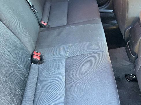 Used 2017 Ford Focus SE image 16