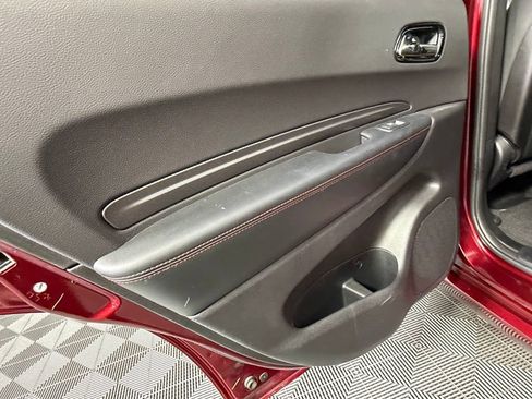 Certified 2025 Dodge Durango R/T w/ Blacktop Package image 27