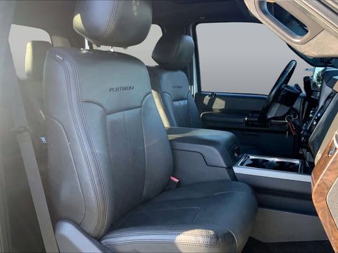 Used 2015 Ford F250 Platinum AWD/4WD image 9