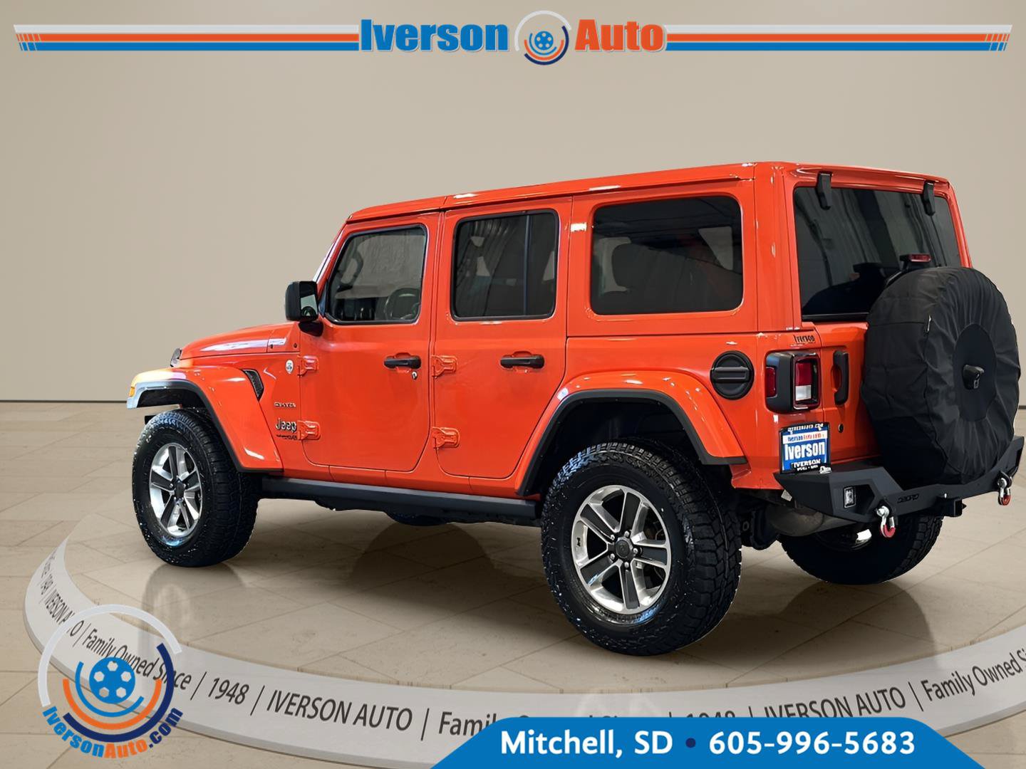 Used 2019 Jeep Wrangler Unlimited Sahara w/ Uconnect 4C Nav & Sound Group AWD/4WD image 5