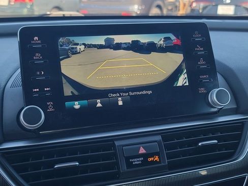 Used 2022 Honda Accord Sport image 25