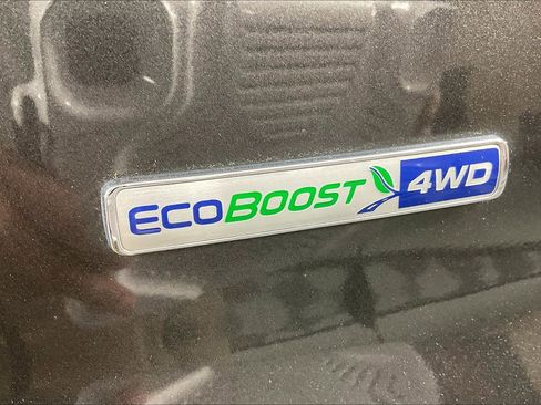 Used 2016 Ford Explorer Platinum AWD/4WD image 38