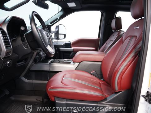 Used 2021 Ford F350 Platinum AWD/4WD image 29