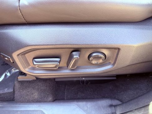 Used 2025 Toyota Sequoia Platinum AWD/4WD image 26