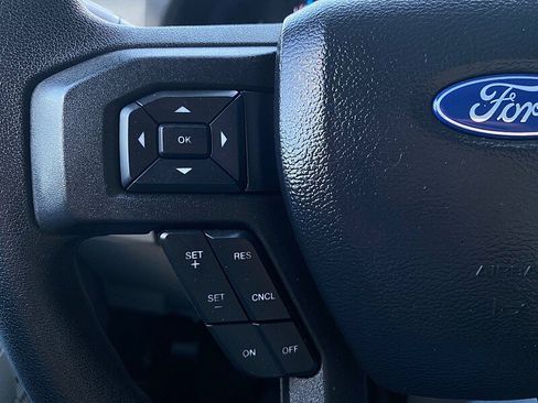 Certified 2021 Ford E-450 and Econoline 450 Super Duty w/ Power Windows & Locks Group image 37