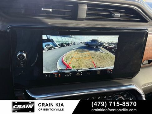 Used 2024 GMC Sierra 1500 Denali Ultimate image 17