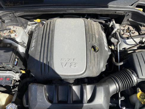 Used 2011 Jeep Grand Cherokee Overland AWD/4WD image 21