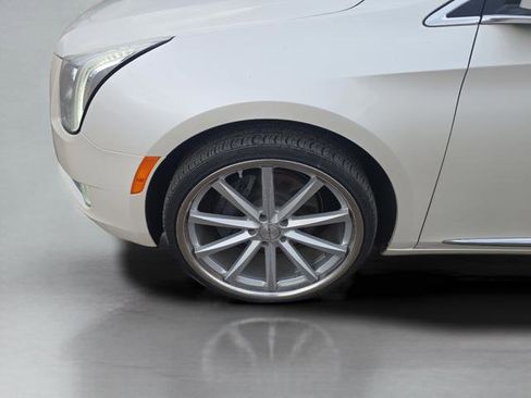 Used 2013 Cadillac XTS Premium FWD image 32