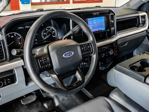 Used 2025 Ford F350 XL w/ FX4 Off-Road Package image 5