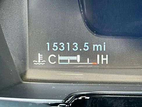 Used 2025 Lincoln Corsair FWD image 28