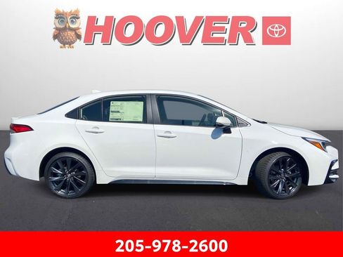 New 2026 Toyota Corolla SE FWD image 2