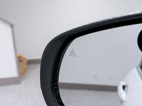 Used 2019 Jeep Cherokee Latitude Plus w/ Cold Weather Group image 13