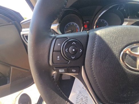 Used 2015 Toyota Corolla S FWD image 18