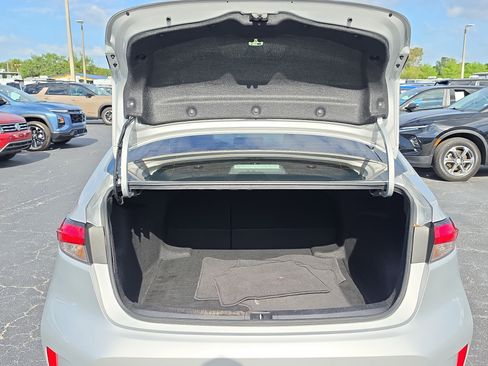 Used 2024 Toyota Corolla LE FWD image 7