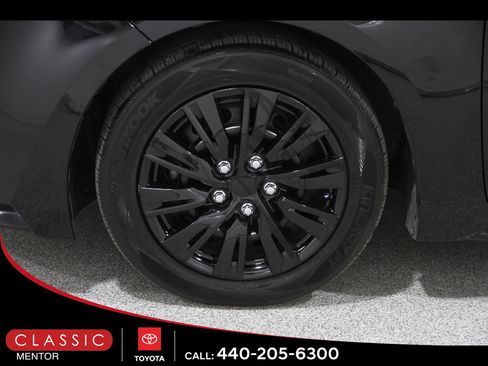 Used 2023 Toyota Corolla LE image 20